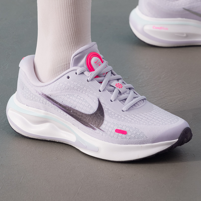 Женские кроссовки Nike, оригин – обзор и цена Lightweight Road Running Shoes